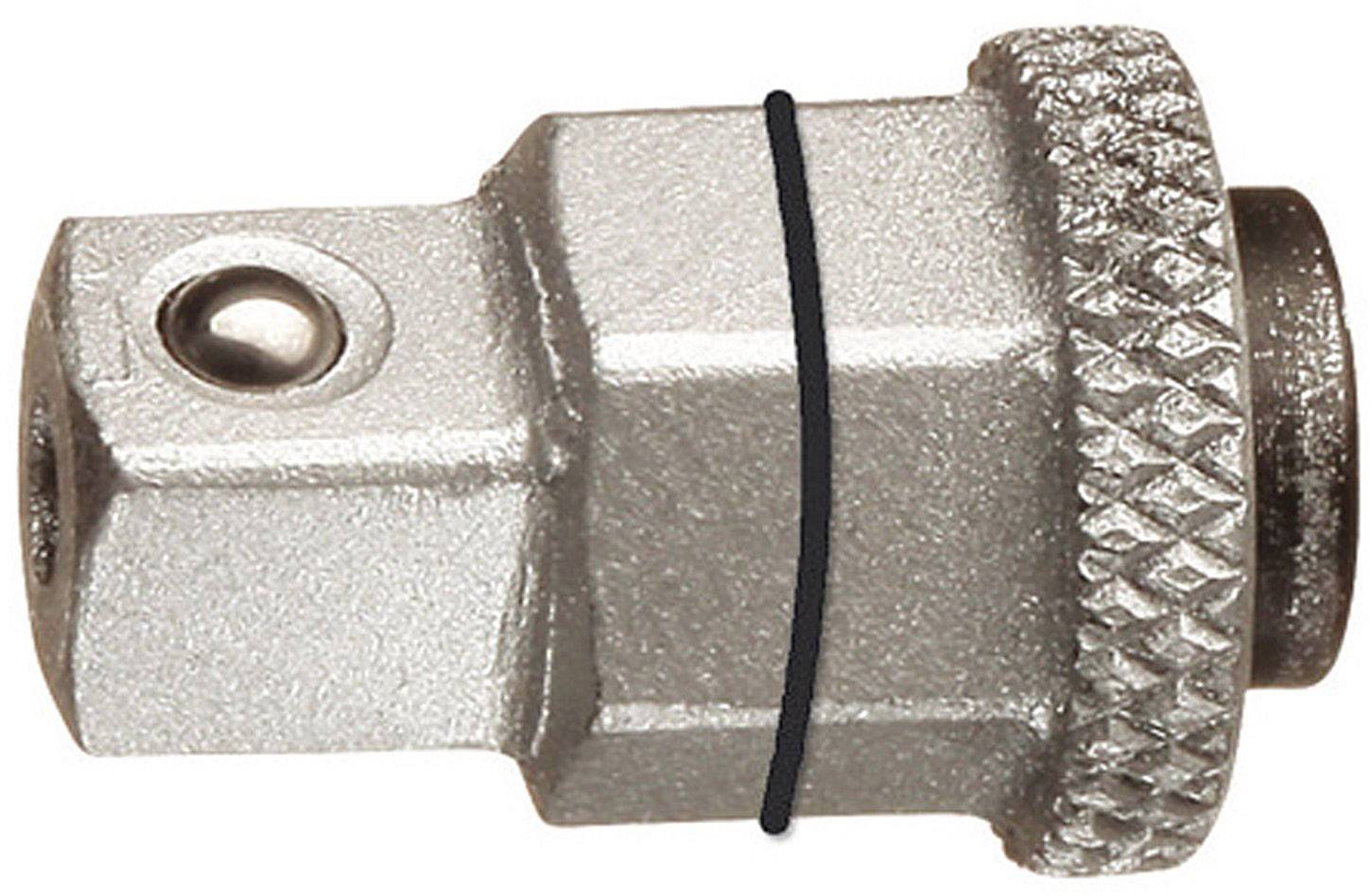 Adaptateur métallique à bord cannelé et tête ronde, avec ouverture latérale pour vis. Utilisé pour des connexions mécaniques.