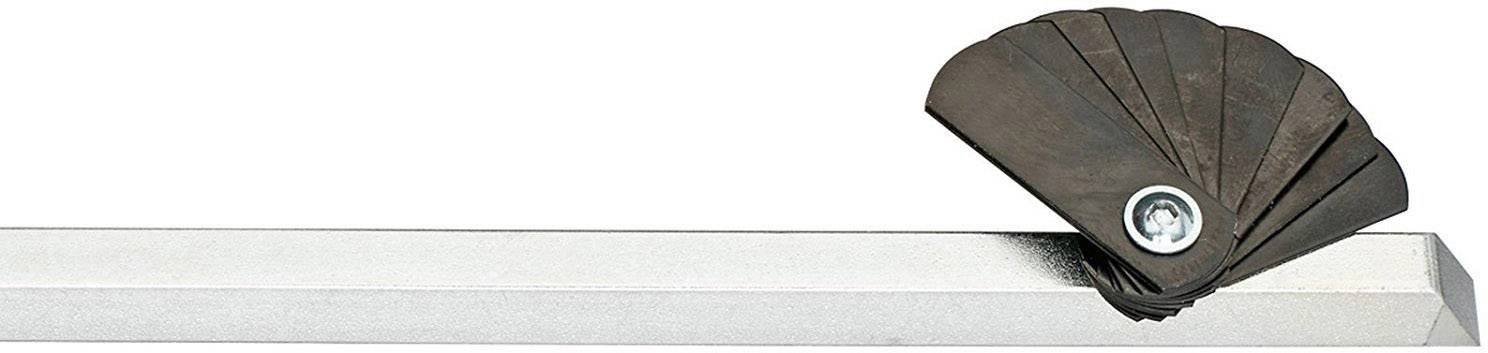 Un outil de mesure doté de lames métalliques pivotantes fixées sur une tige métallique, destiné à mesurer des angles avec précision.