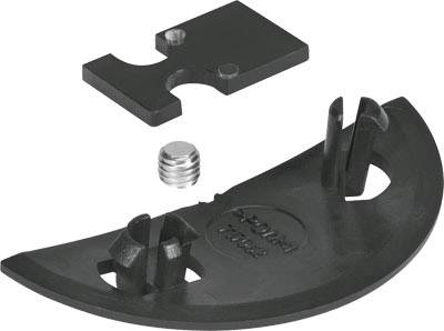 Ensemble de support en plastique noir pour montage mural, comprenant un support, un collier de serrage et une vis, posé sur un fond clair.