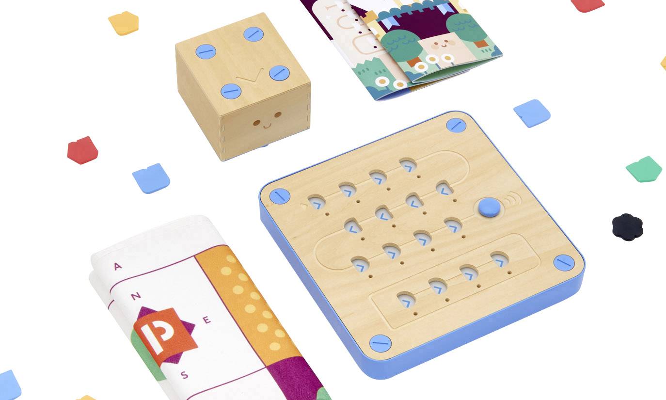 Primo Toys PRIMO001B-DE Robot Cubetto MINT Set de programmation à partir de 3 ans