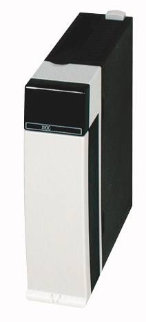 Module informatique avec boîtier noir et blanc.