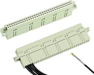 Deux connecteurs verts à broches multiples et avec des câbles, l'un connecté, l'autre non. Adaptés pour des connexions électroniques.