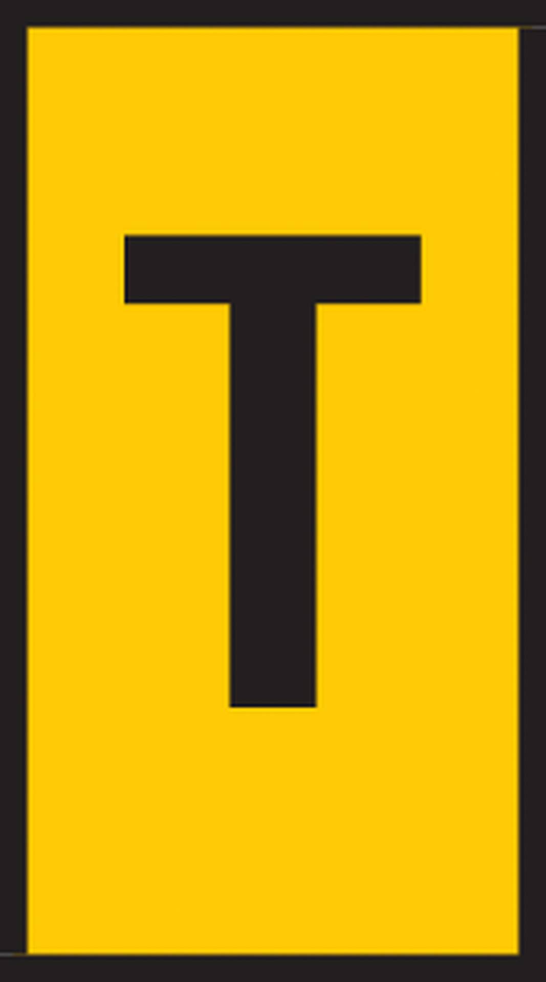 Panneau rectangulaire jaune avec un grand lettrage noir 'T' au centre.