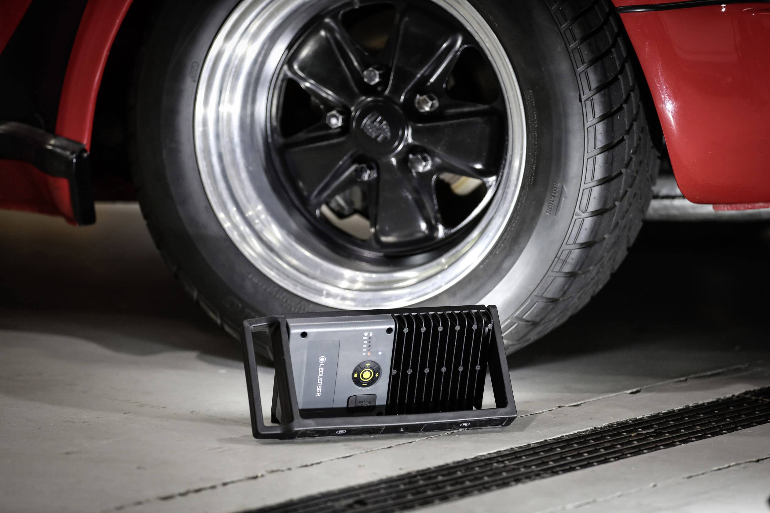 Ledlenser 502002 iF8R LED Lampe de travail à batterie 66 W 4500 lm