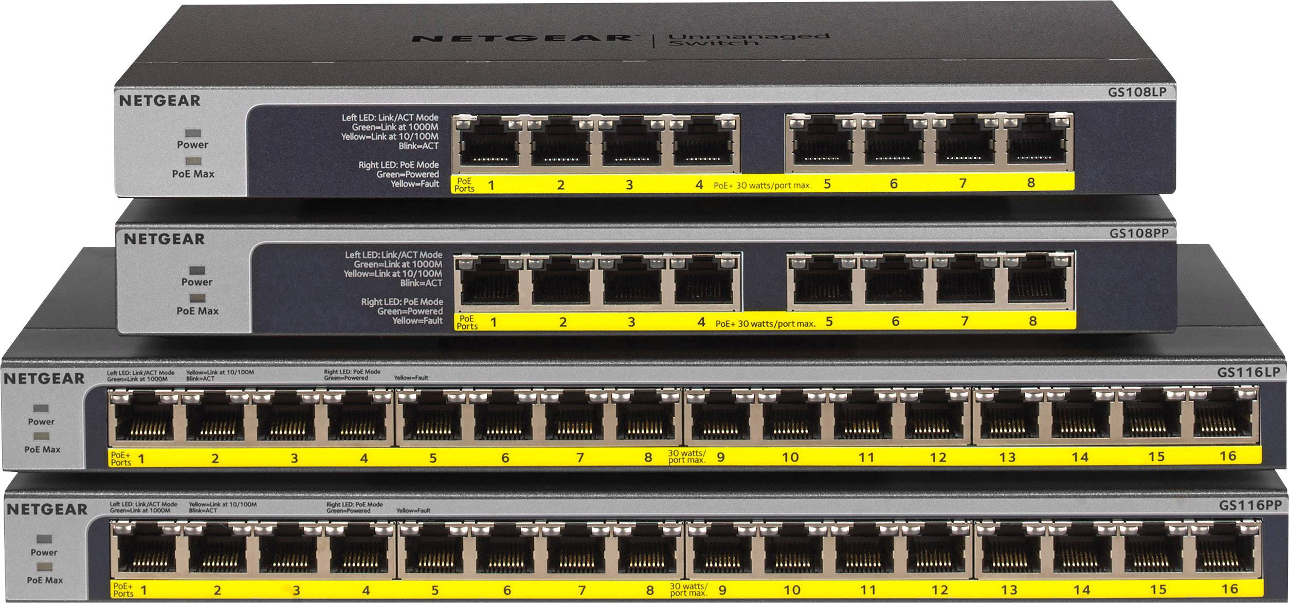 Plusieurs commutateurs réseau Netgear empilés, dotés de nombreux ports Ethernet. Des étiquettes indiquent les numéros de ports et les voyants d'état.