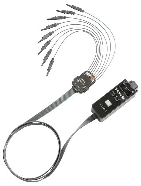 Accessoires de montage avec connecteurs et un module électronique, probablement destinés à des tests de circuits ou à des mesures électroniques.