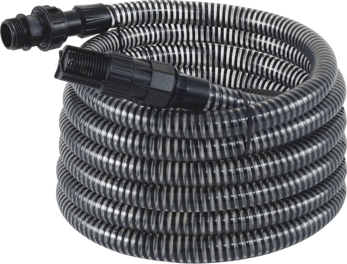 Un tuyau en plastique enroulé, rayé noir et transparent, avec des raccords aux deux extrémités. Adapté pour une utilisation avec des pompes.