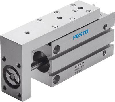 Un vérin pneumatique de la marque Festo avec plusieurs options de fixation, adapté aux applications industrielles précises.