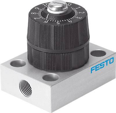 Un régulateur de pression Festo avec molette de réglage noire sur boîtier argenté, adapté à la régulation précise de la pression dans les systèmes pneumatiques.