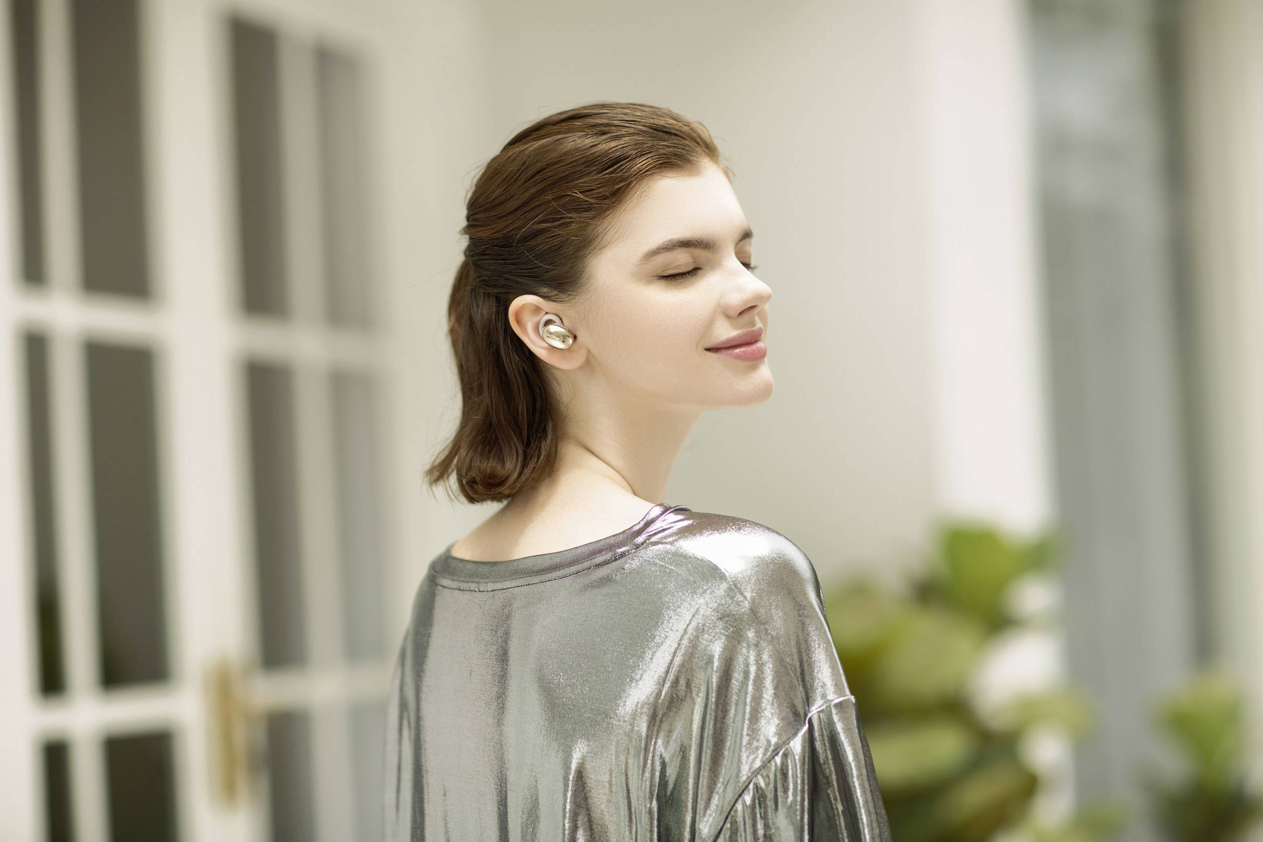 1more E1026BT-I Écouteurs intra-auriculaires Bluetooth or Noise Cancelling micro-casque