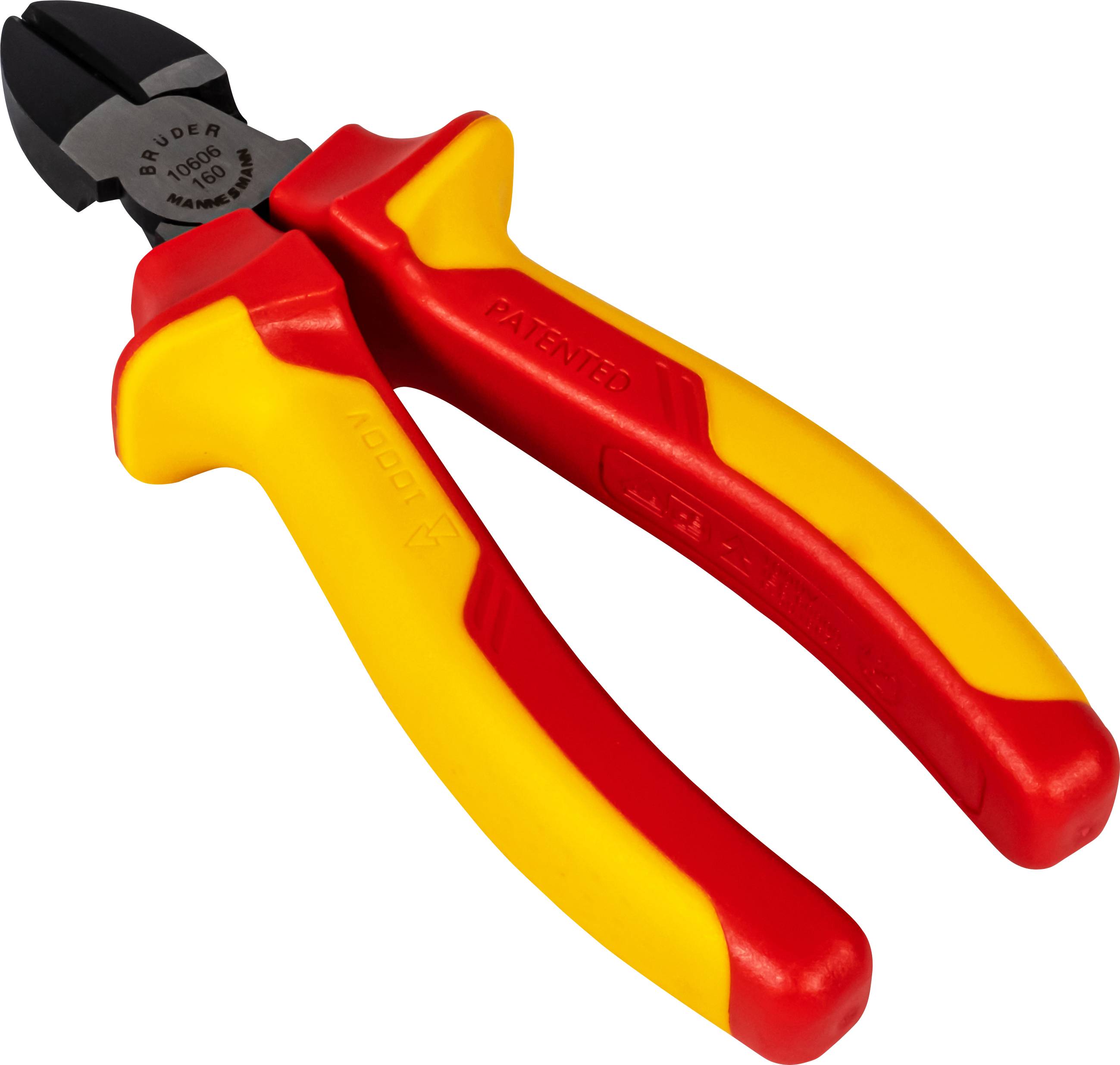 Une pince isolante rouge et jaune avec une tête noire est posée sur un fond blanc.