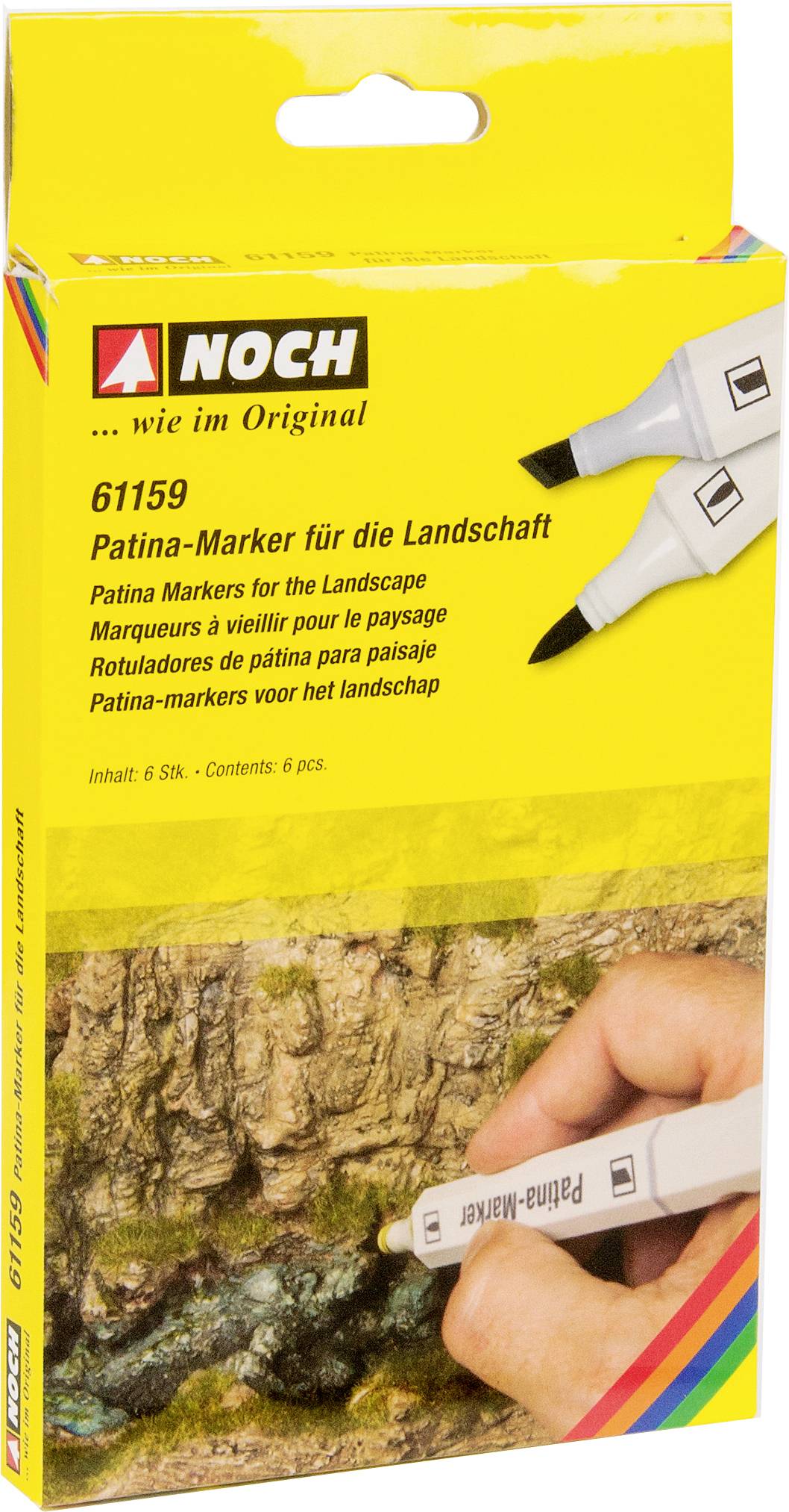 Emballage de marqueurs de patine pour l'aménagement paysager, montrant une main travaillant un tronc d'arbre avec un marqueur.