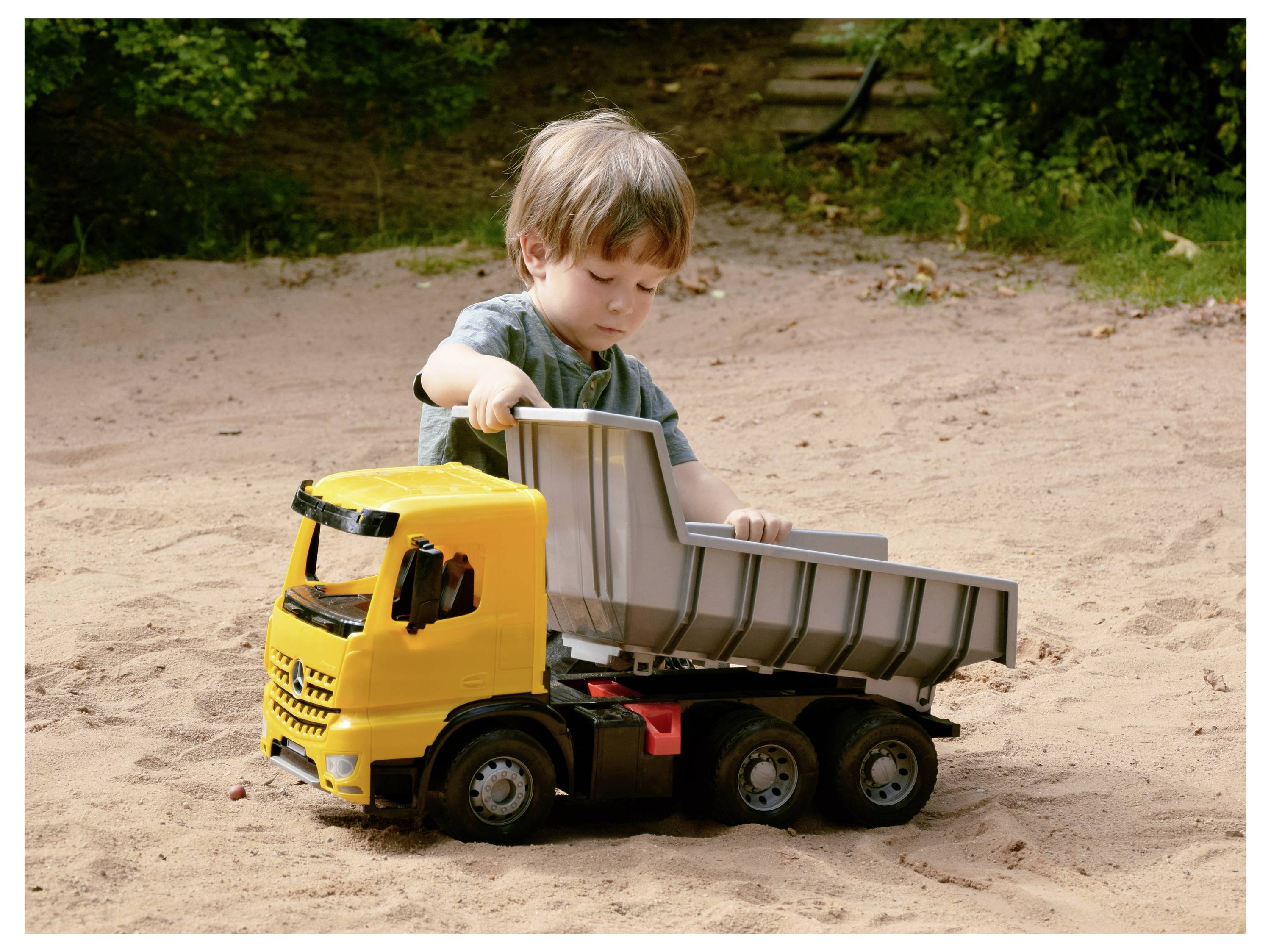 Camion-benne Lena GIGA Arocs