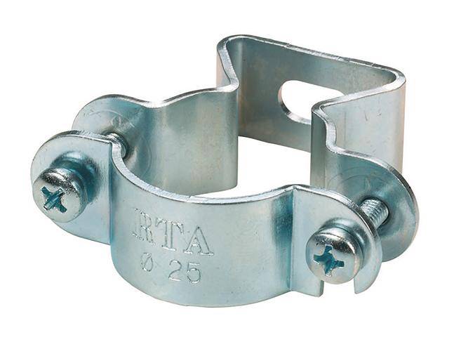 Collier de serrage en métal avec vis, gravé 'RTA Ø 25', utilisé pour fixer des tuyaux ou des câbles à une surface.