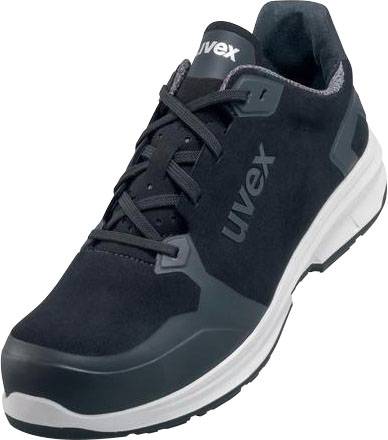 Une chaussure de sport noire avec l'inscription blanche 'uvex' sur le côté, adaptée aux activités sportives.