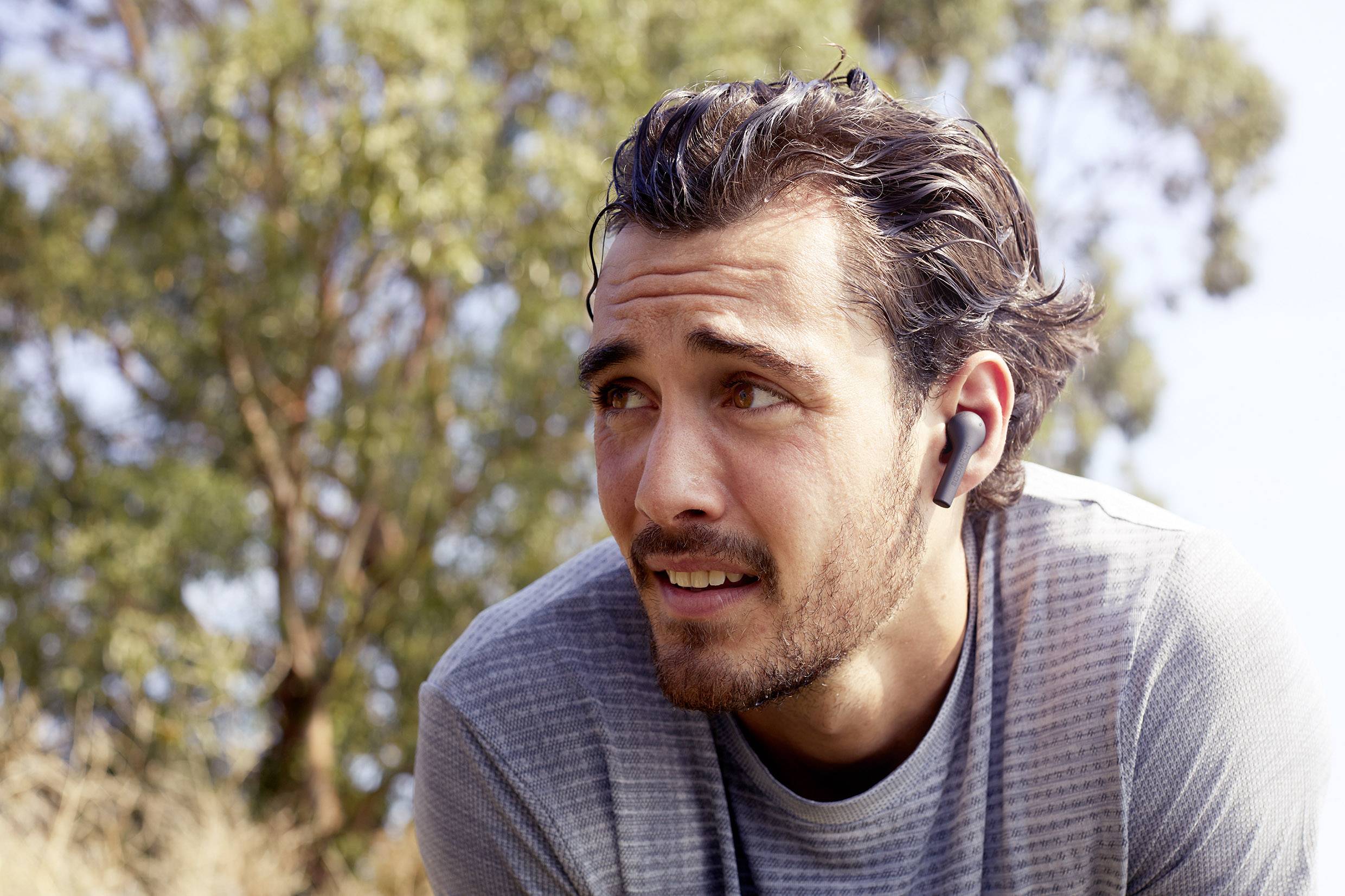 Boompods Bassline Écouteurs intra-auriculaires Bluetooth noir micro-casque, magnétique, commande tactile