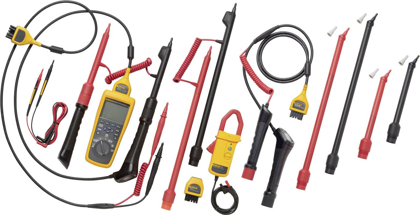 Divers appareils de mesure et accessoires en noir et rouge sont visibles sur un fond blanc, incluant des multimètres et des pointes de test.