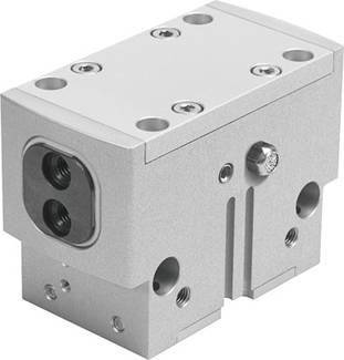 Un vérin pneumatique rectangulaire en métal avec plusieurs vis et raccords, utilisé dans des applications industrielles.
