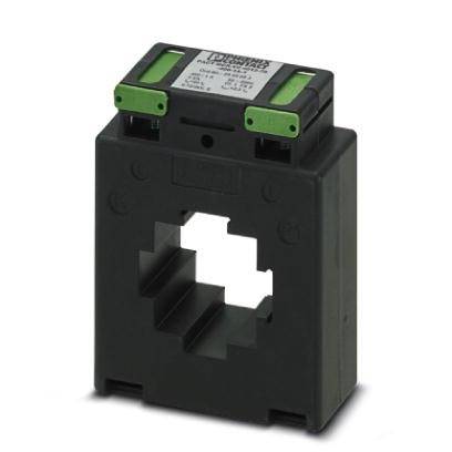 Un transformateur de courant noir avec une ouverture rectangulaire et des bornes de connexion vertes en haut, adapté pour une installation murale, avec une étiquette de données.
