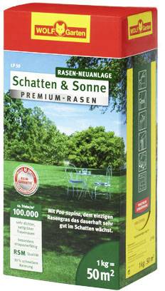 Mélange de semences pour pelouse, zones d'ombre et de soleil, 50m², avec image d'un espace vert et de mobilier de jardin, marque WOLF-Garten.