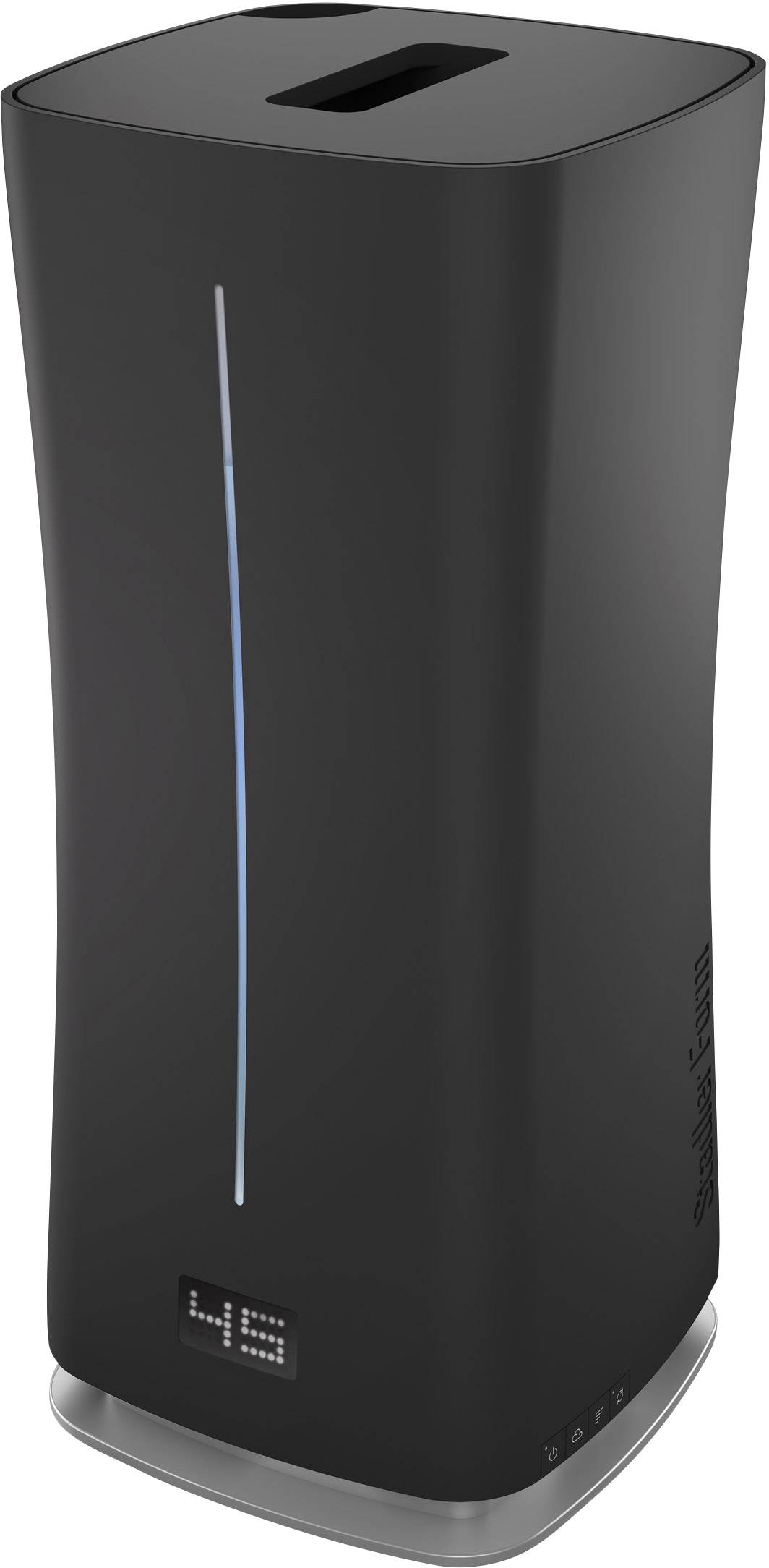 Un humidificateur noir avec un affichage numérique indique le chiffre '45'. L'appareil a une forme élancée avec un effet lumineux bleu.