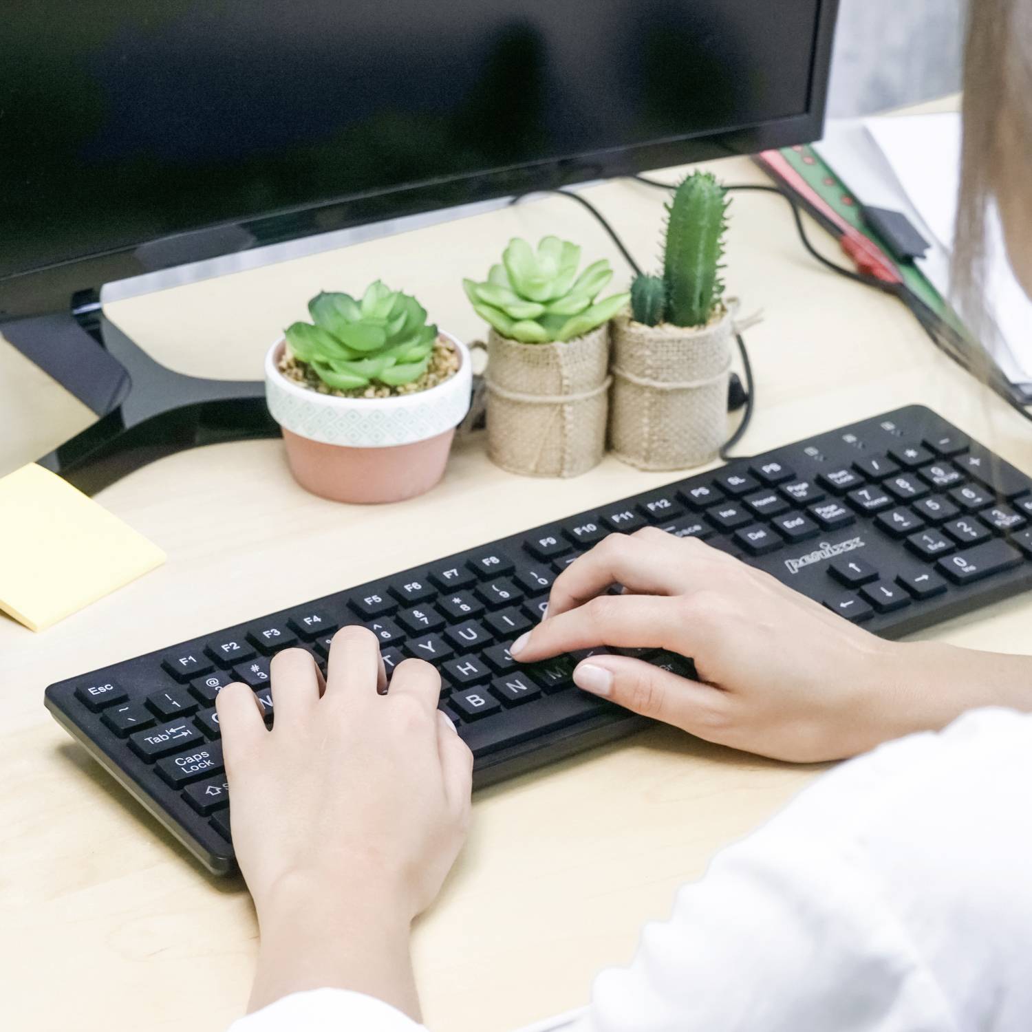 Perixx PERIBOARD-117 P DE B PS2 Clavier allemand, QWERTZ noir