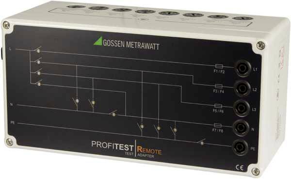 Adaptateur à distance Gossen Metrawatt Profitest avec plusieurs connexions et interrupteurs sur la façade, destiné aux essais électriques.