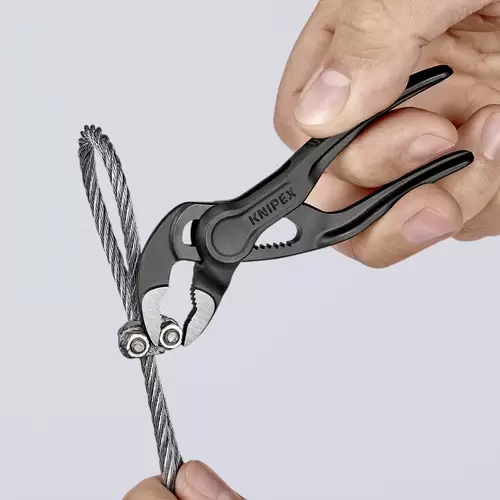 Knipex Cobra® XS 87 00 100 BK Pince multiprise 100 mm Knipex Cobra® XS 87 00 100 BK Pince multiprise 100 mm