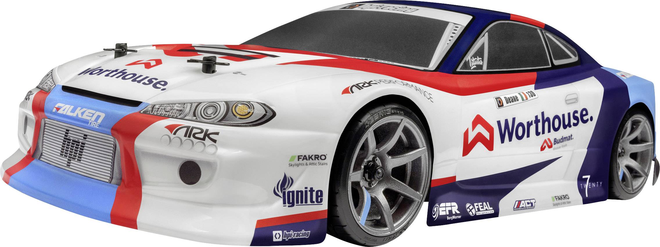 Une voiture de course de modèle blanc et bleu avec des accents rouges, des logos de marque sur les côtés. Les feux avant et arrière ainsi que les pneus de course sont visibles.