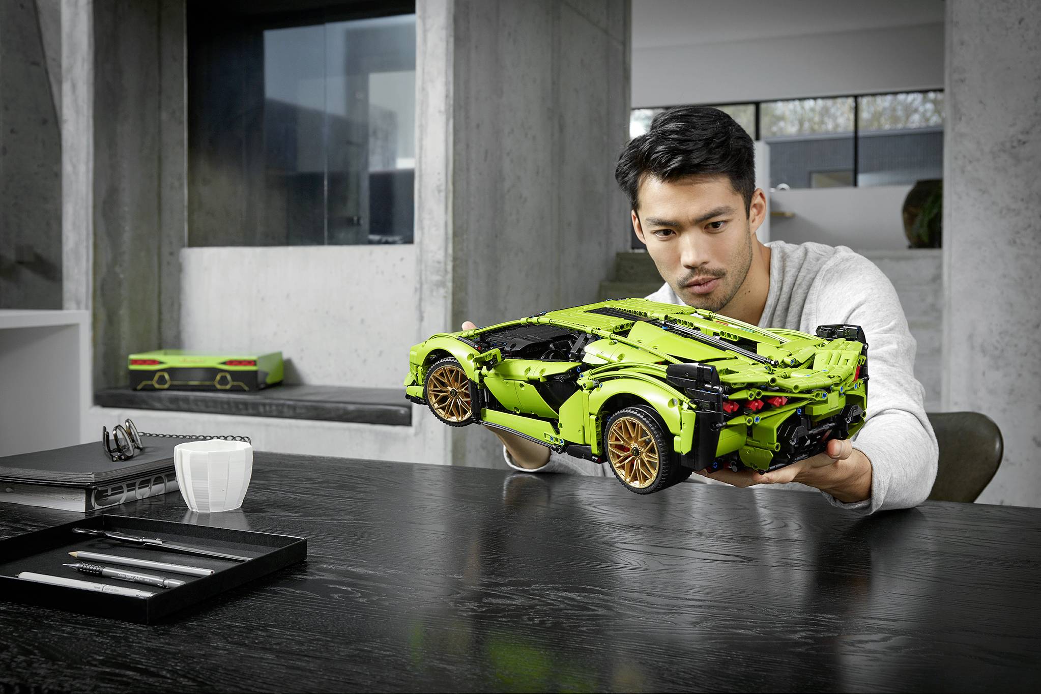 42115 LEGO® TECHNIC Lamborghini Sián FKP 37