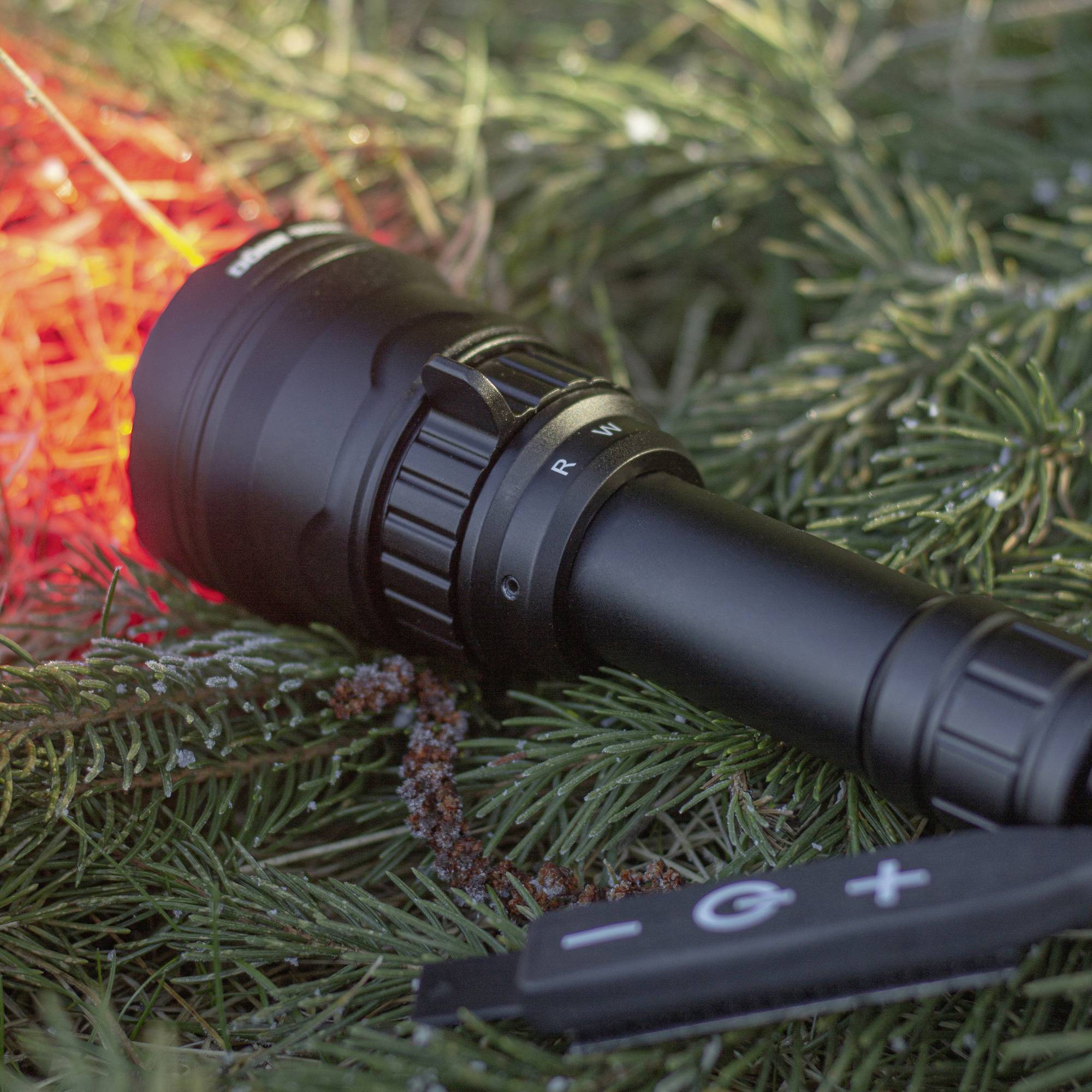 DÖRR Tri-Color LED Lampe de poche à batterie 800 lm 280 g