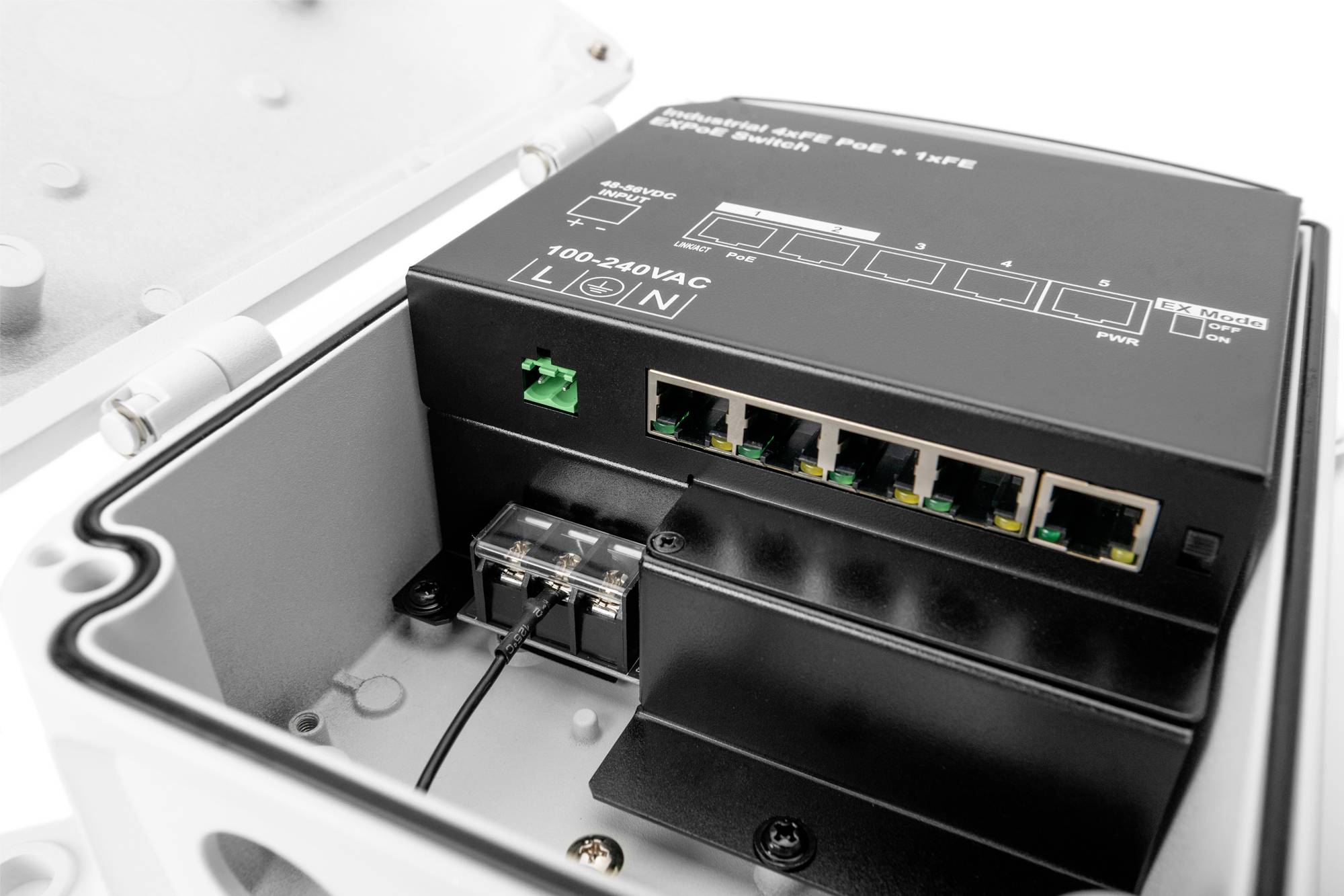Switch réseau RJ45 Digitus DN-95345 4+1 ports 10 / 100 MBit/s