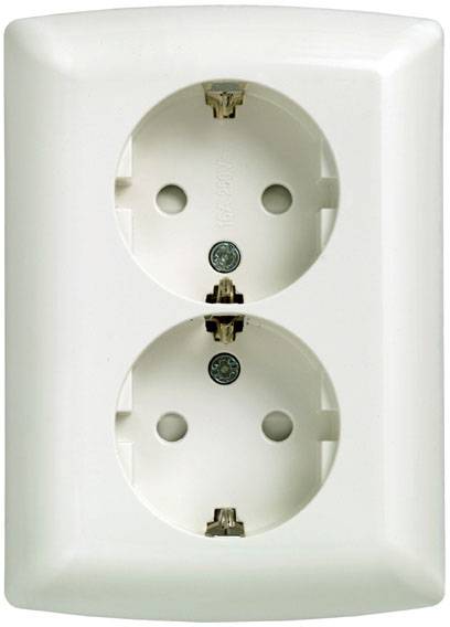 Siemens Prise de courant Delta blanc 5UB22113