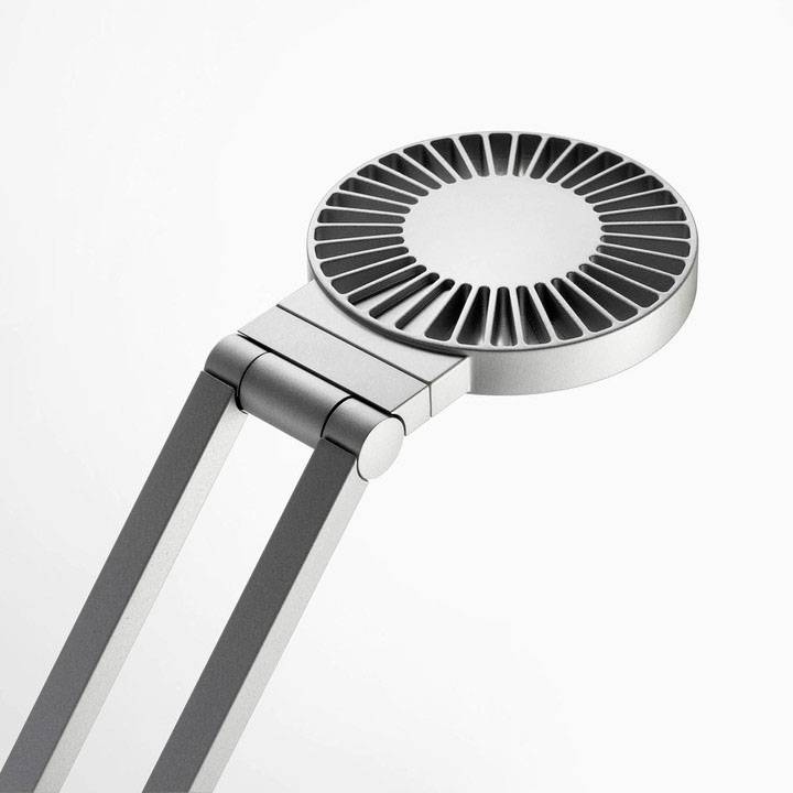 Luctra TABLE RADIAL / BASE 920223 Lampe de bureau aluminium