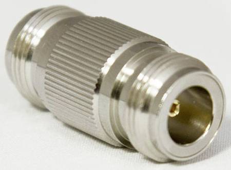 Acceltex Solutions ADAPTATEUR ATS-NJ-NJ DE LA PRISE N À LA PRISE N Adaptateur