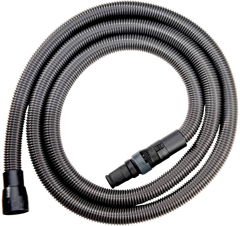 Tuyau d'aspirateur noir, flexible et nervuré, muni de deux raccords à ses extrémités, adapté à différents types de connexions.