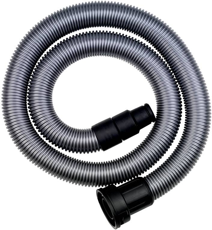 Tuyau ondulé gris enroulé avec des raccords de connecteur noirs sur un fond blanc.