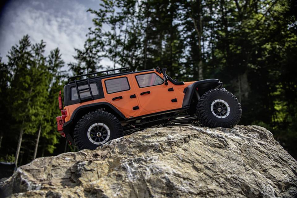 Absima 12010 brushed 1:10 Auto RC électrique Crawler 4 roues motrices (4WD) prêt à fonctionner (RtR) 2,4 GHz