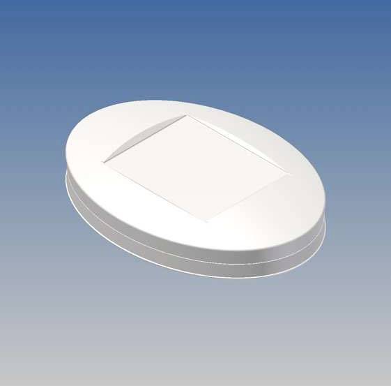 Couvercle ovale en argent avec un creux rectangulaire au centre, sur un fond bleu.