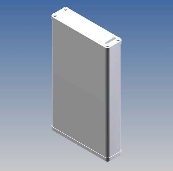 Une batterie rectangulaire argentée dans une orientation verticale devant un fond bleu.