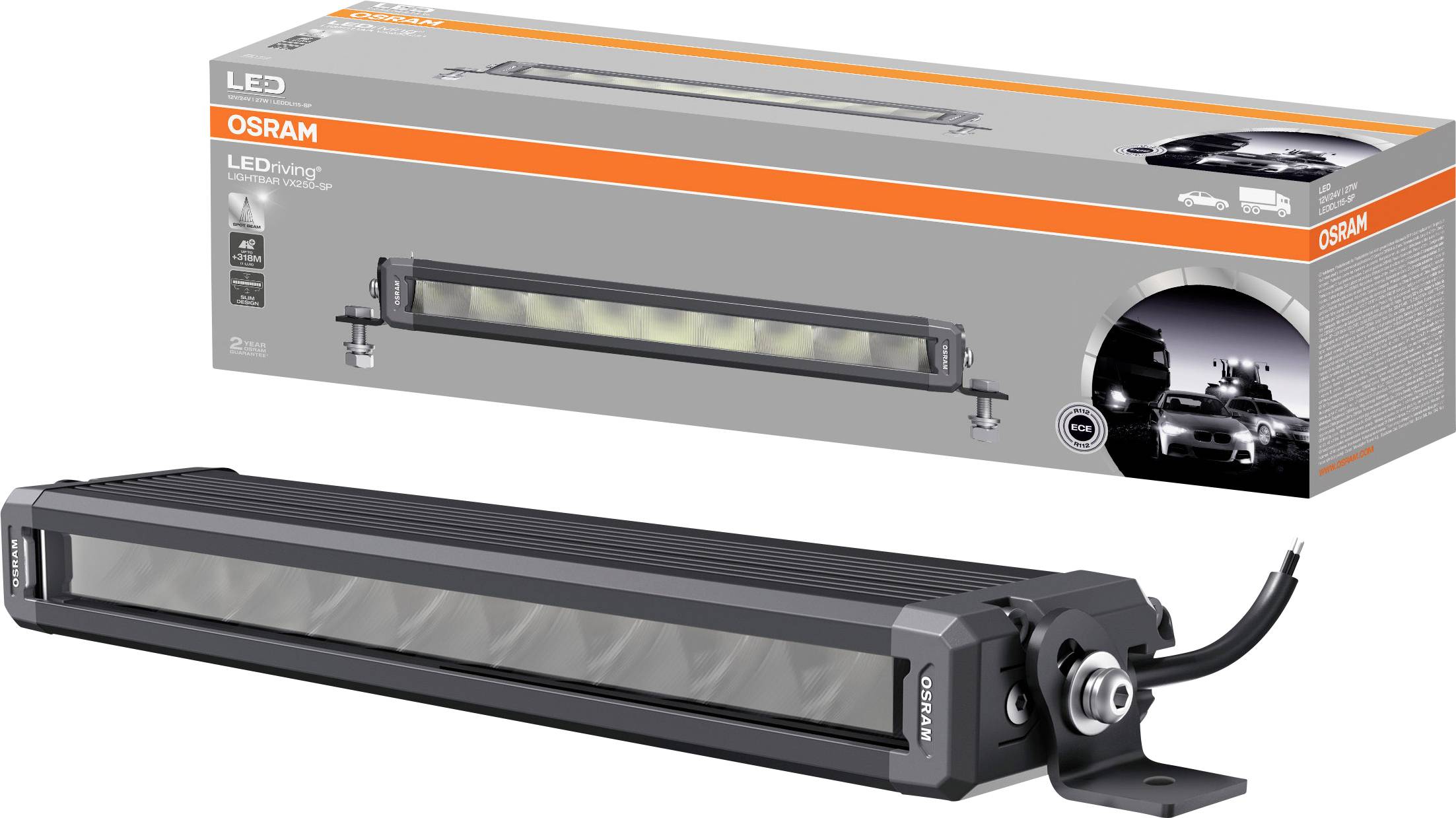 Une barre LED d'OSRAM avec son emballage. La lampe est noire et longue, avec des connexions filaires. L'emballage présente des images du produit.