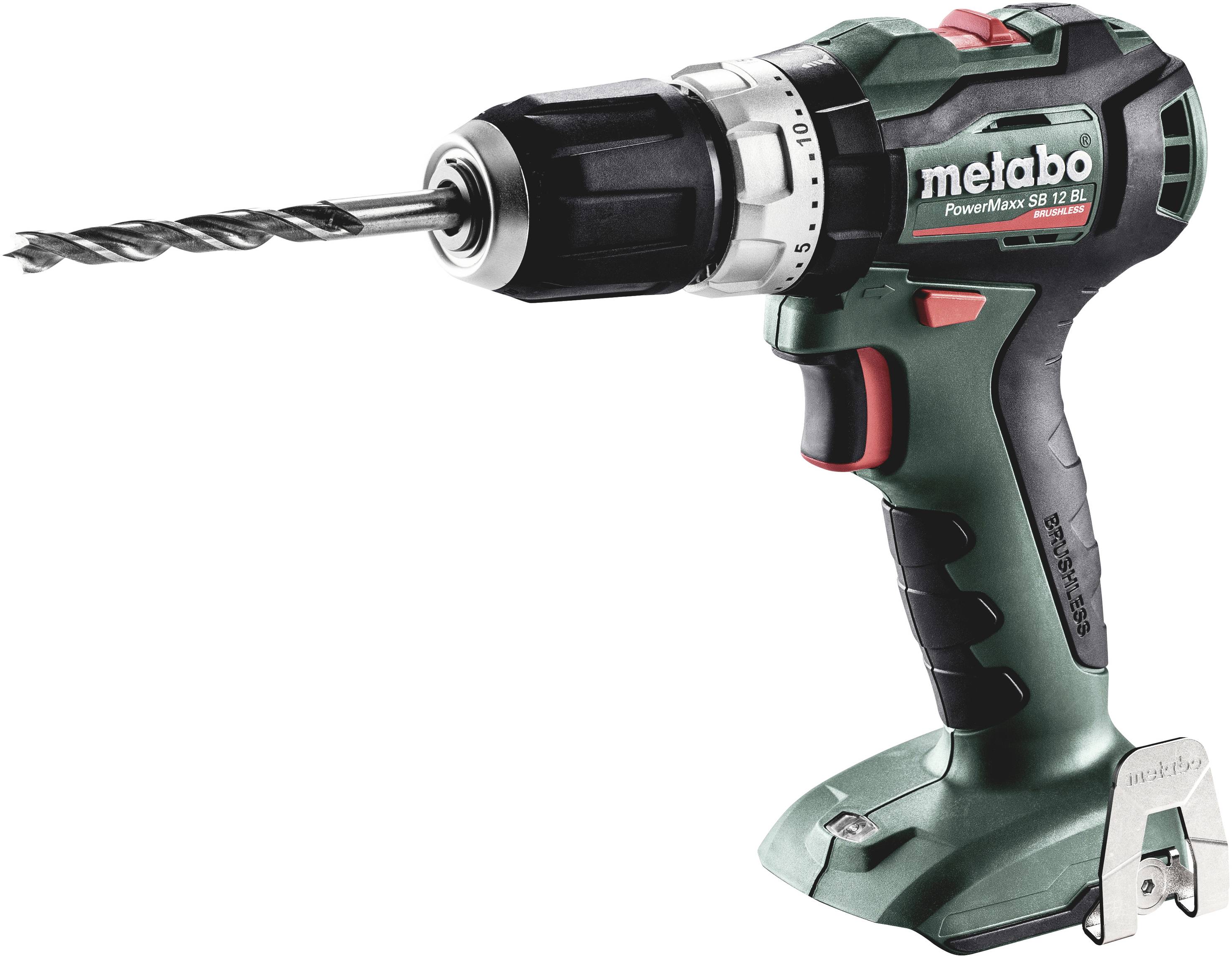Visseuse-perceuse de la marque Metabo avec un mandrin et un foret à son extrémité, légèrement inclinée vers la droite.