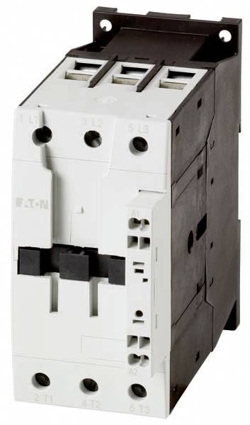 Un contacteur tripolaire pour circuits électriques, couramment utilisé dans des applications industrielles, avec bornes et mécanisme de commutation.