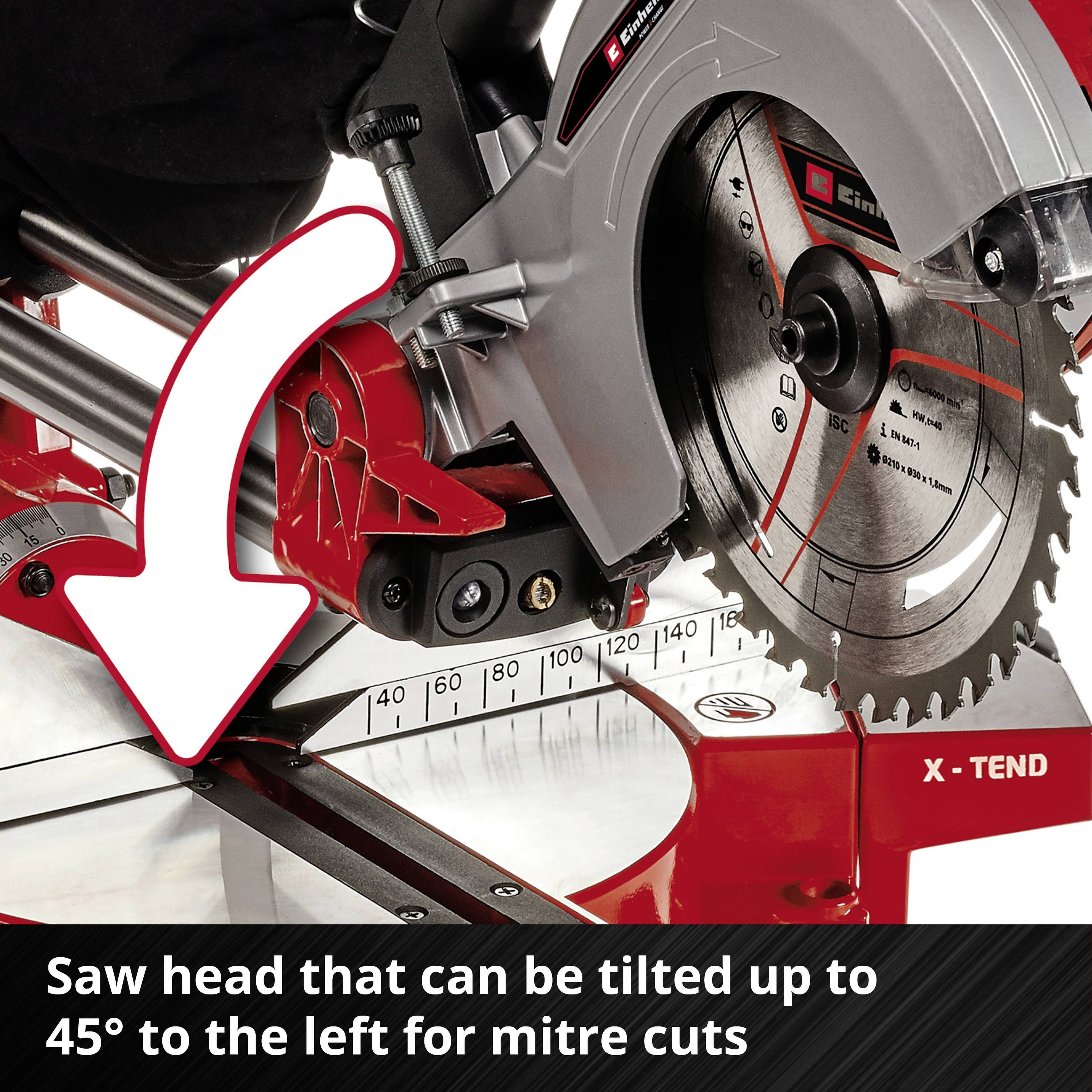 'Lame de scie avec échelle et flèche pointant sur la marque 45°, adaptée aux coupes d'onglet avec une tête de scie inclinable à 45° vers la gauche.'