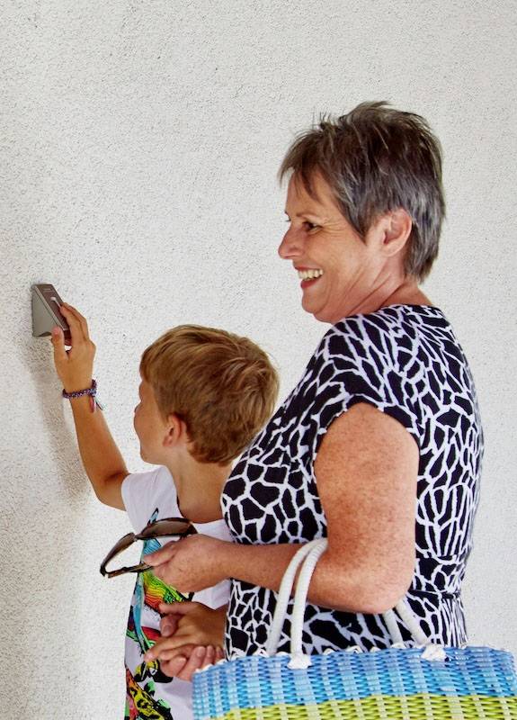 EKEY 101408 Système d'accès biométrique mural, montage apparent (en saillie)