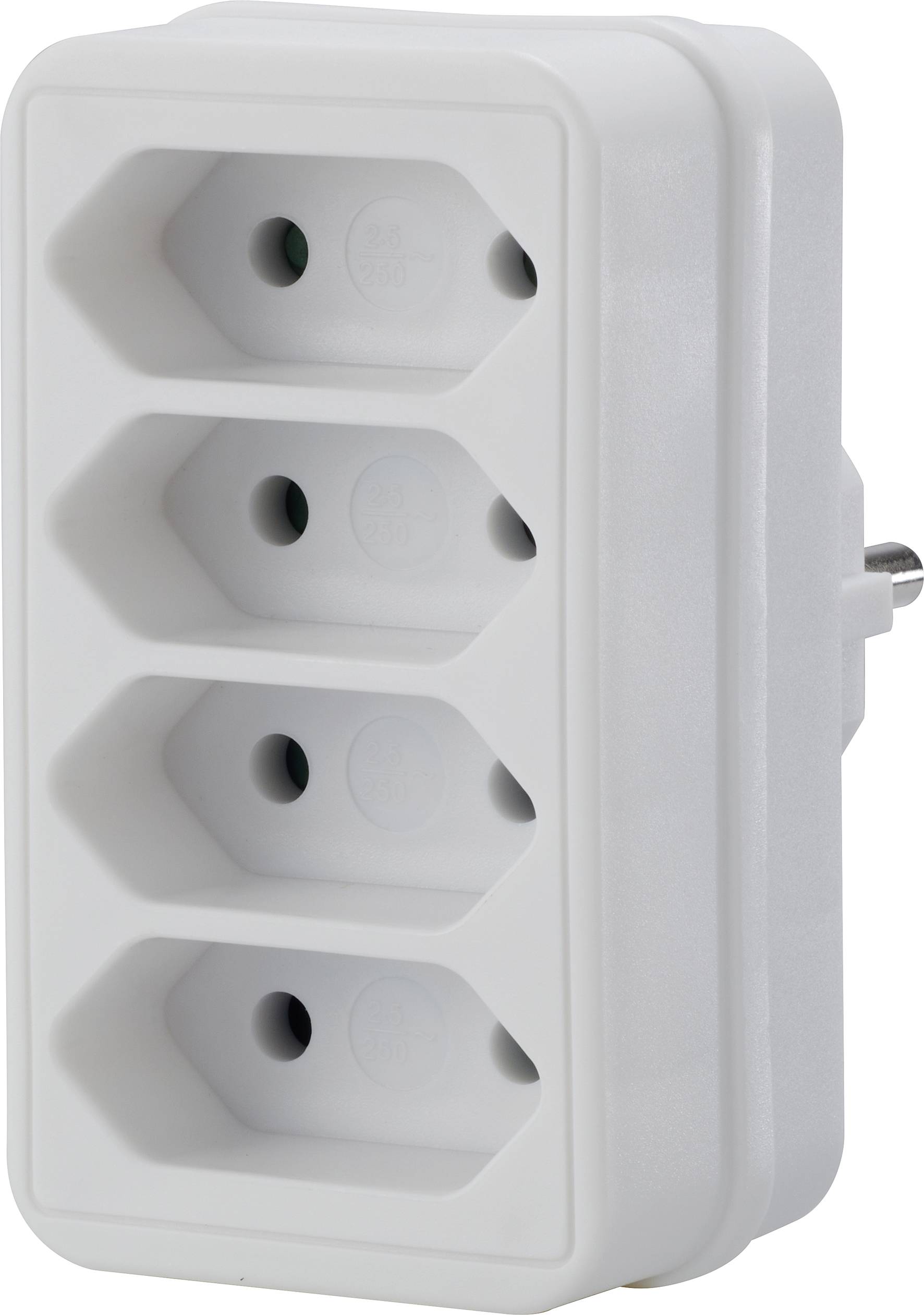 Un adaptateur secteur blanc, rectangulaire, avec quatre emplacements superposés ; adapté aux prises Schuko.