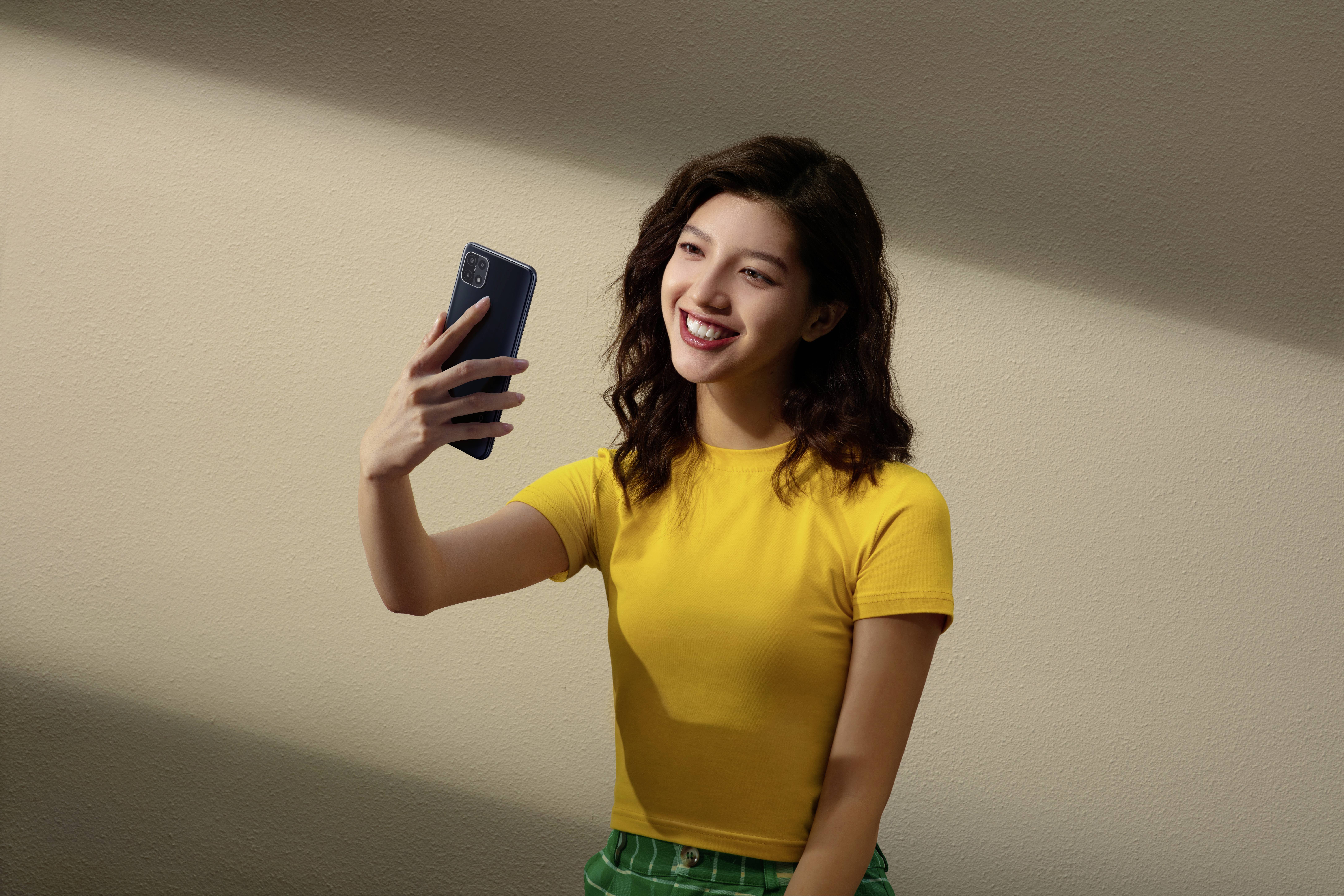 OPPOA15;Smartphone double SIM 4G32 GB;6.5 pouces;16.5 cm() double SIMAndroid™ 10noir