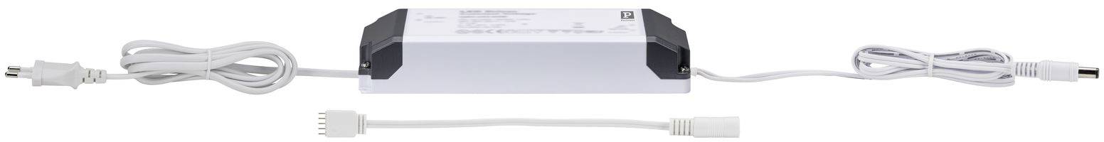 Bloc d'alimentation rectangulaire blanc avec deux câbles ; l'un avec une prise secteur, l'autre avec une fiche.