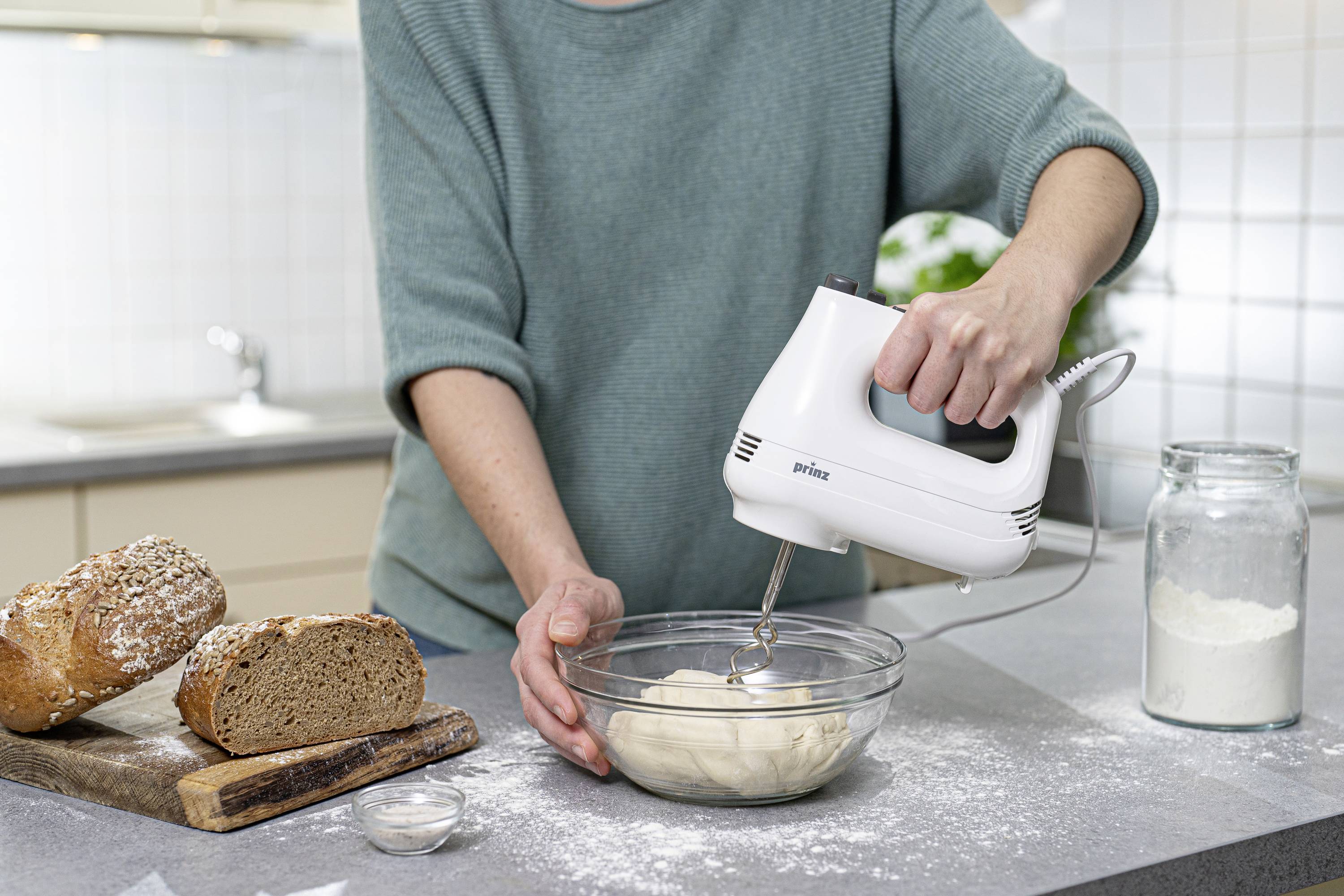 Prinz PZ-HM1 Batteur 200 W blanc