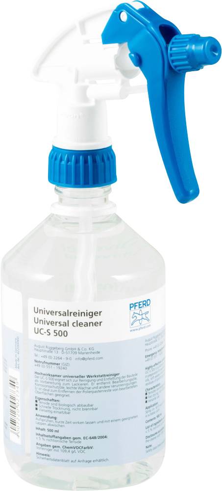 Bouteille de pulvérisation avec nettoyant universel 'UC-S 500'. Design blanc et bleu, contient une solution de nettoyage à usage polyvalent.